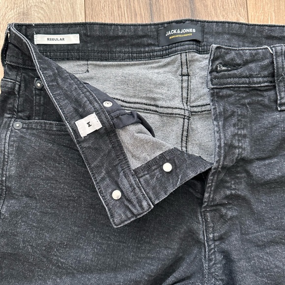 Jack & Jones Men’s Jean Shorts - Picture 3 of 3